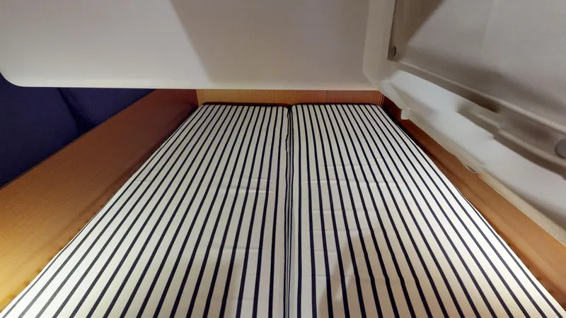 Angele Yacht Photos Pics 