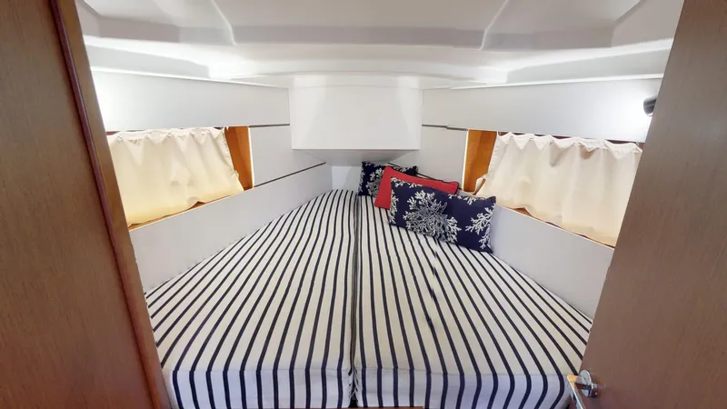 Angele Yacht Photos Pics 