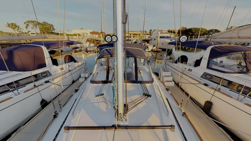 Angele Yacht Photos Pics 