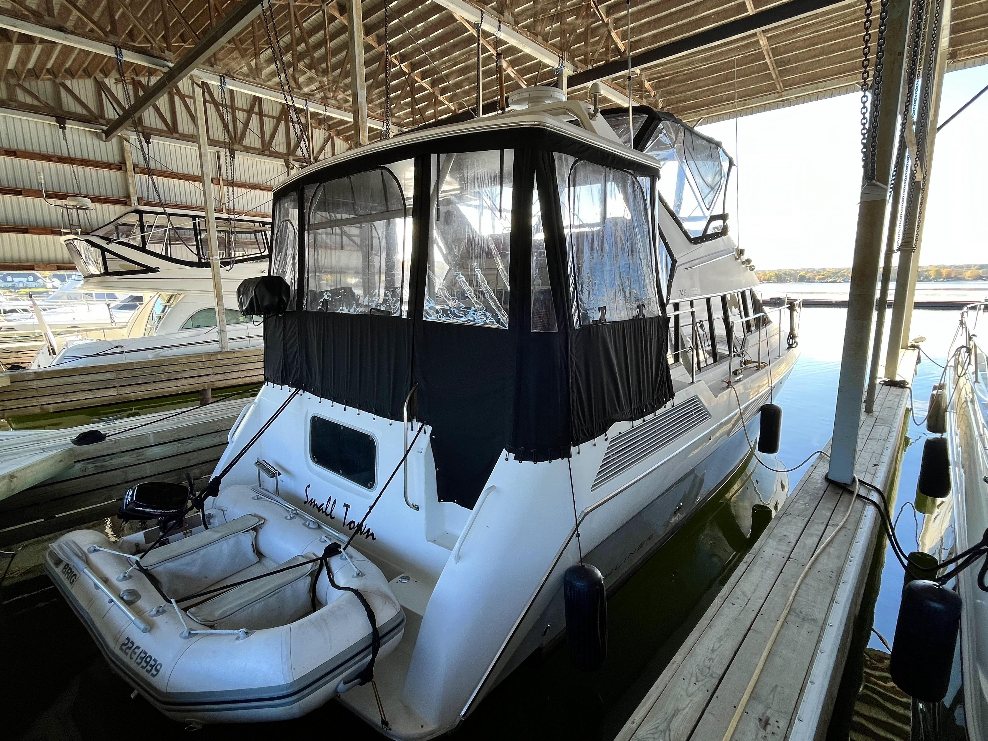 1990 bayliner 4387 motor yacht