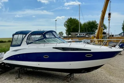 Bayliner 325