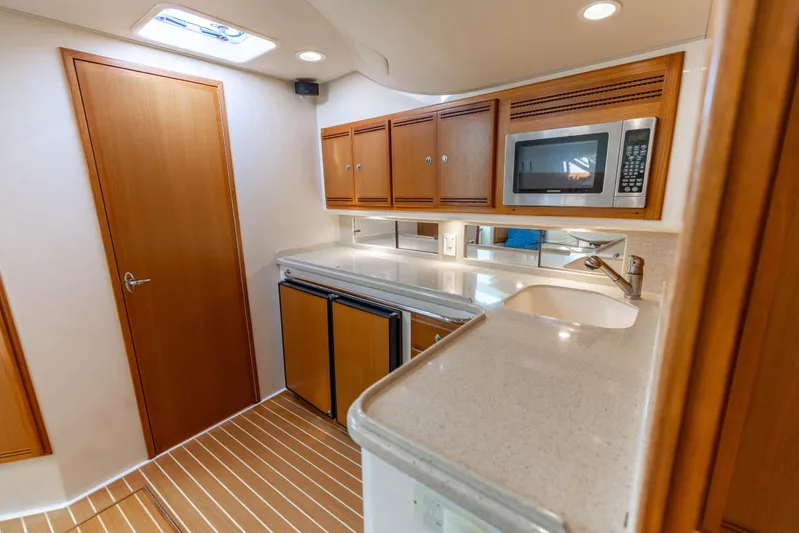 Hooker Yacht Photos Pics 2008 Cabo 40 Express 'Hooker'