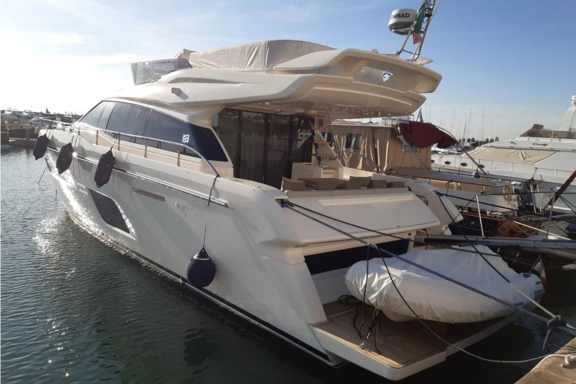 2017 Ferretti Yachts 56 