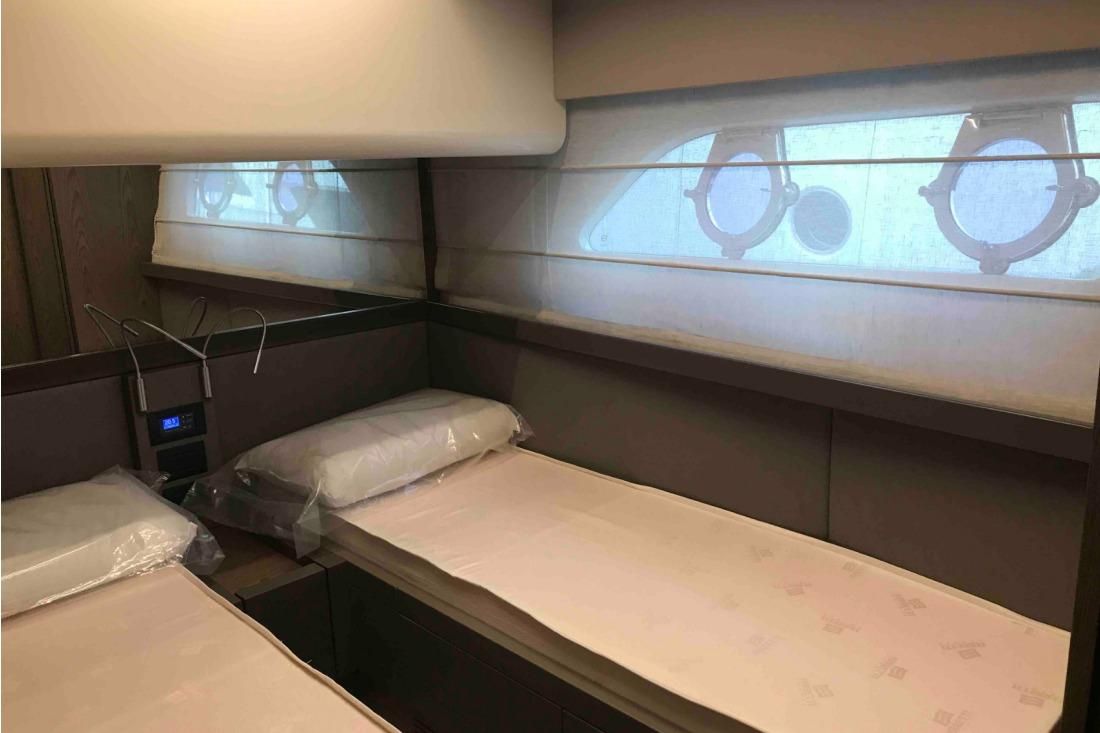 2017 Ferretti Yachts 56 