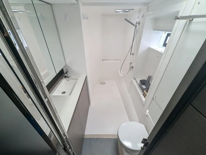 Sophia Yacht Photos Pics 