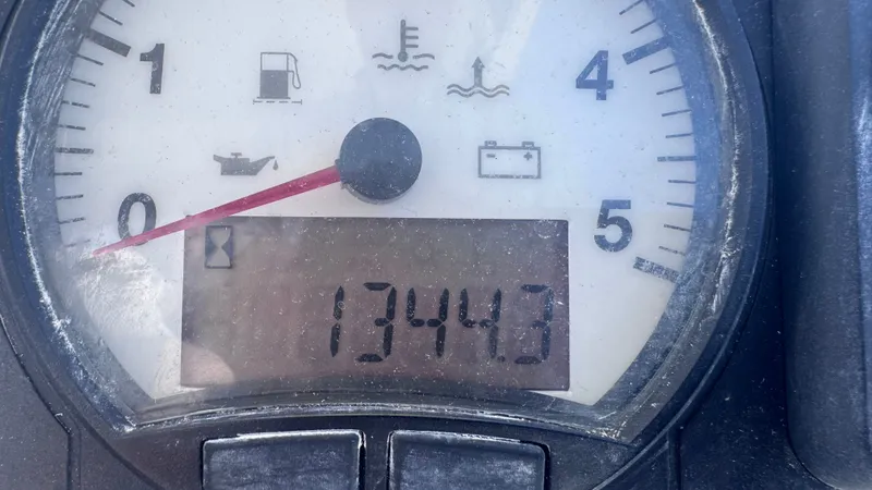 Sophia Yacht Photos Pics Engine Hours