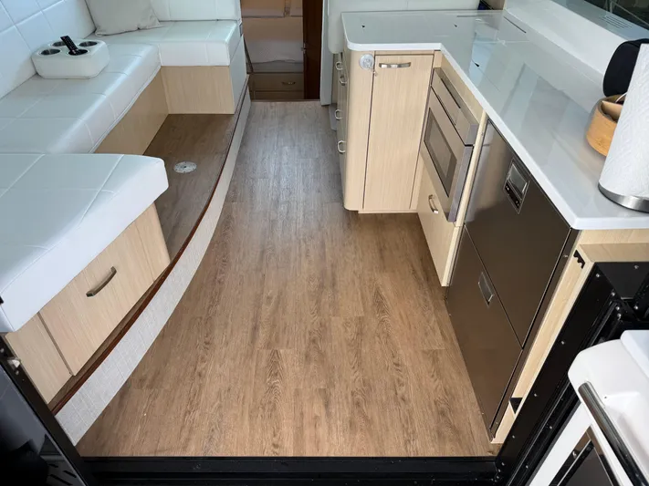  Yacht Photos Pics 2024 REGAL 42 FXO - Image 11