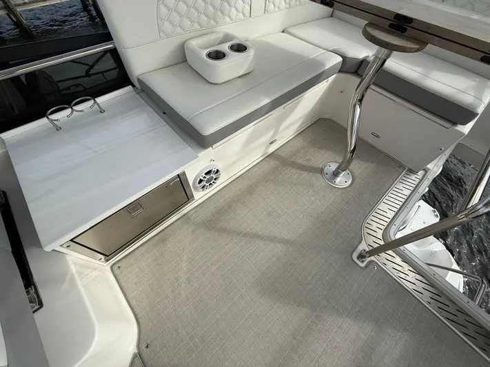  Yacht Photos Pics 2024 REGAL 42 FXO - Image 38