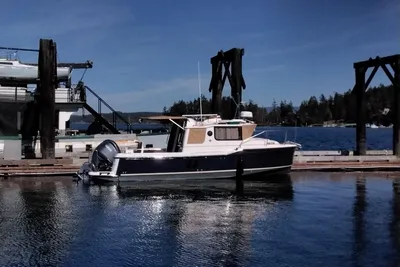 Ranger Tugs R-25