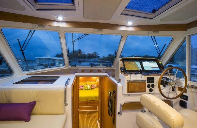  Yacht Photos Pics Manufacturer Provided Image