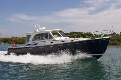  Yacht Photos Pics Manufacturer Provided Image