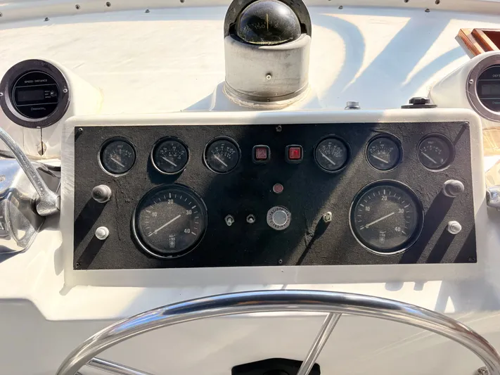 Freedom Yacht Photos Pics 