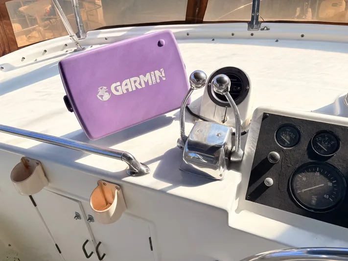 Freedom Yacht Photos Pics 