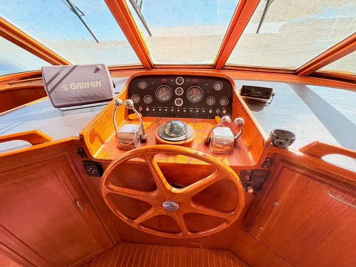 Freedom Yacht Photos Pics 