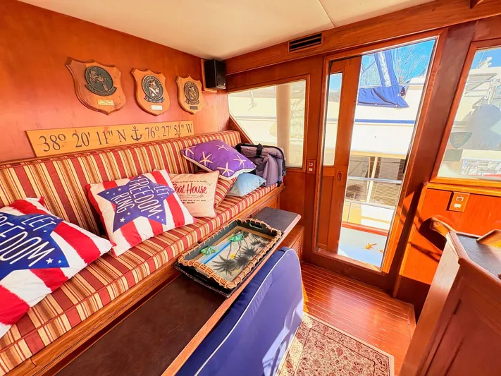 Freedom Yacht Photos Pics 