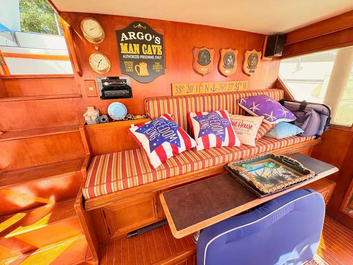 Freedom Yacht Photos Pics 