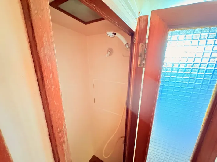 Freedom Yacht Photos Pics 