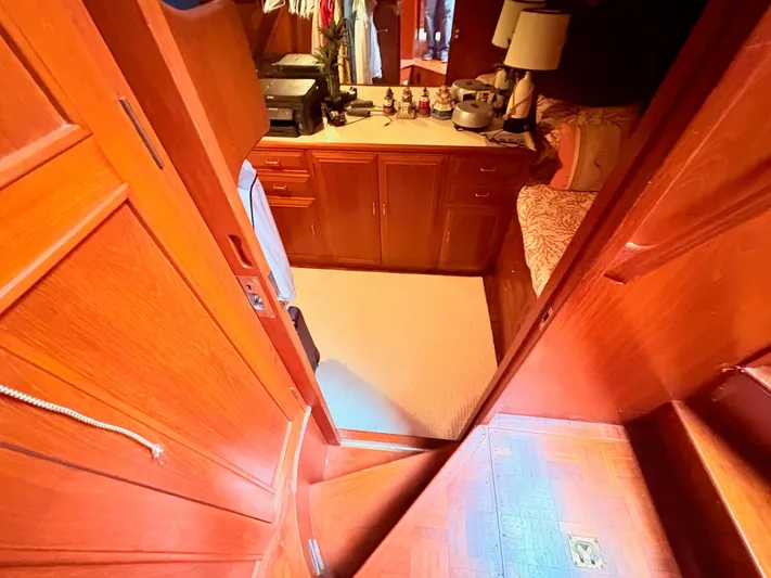 Freedom Yacht Photos Pics 