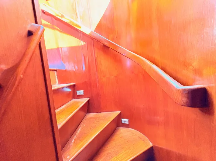 Freedom Yacht Photos Pics 