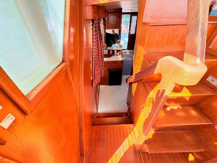 Freedom Yacht Photos Pics 