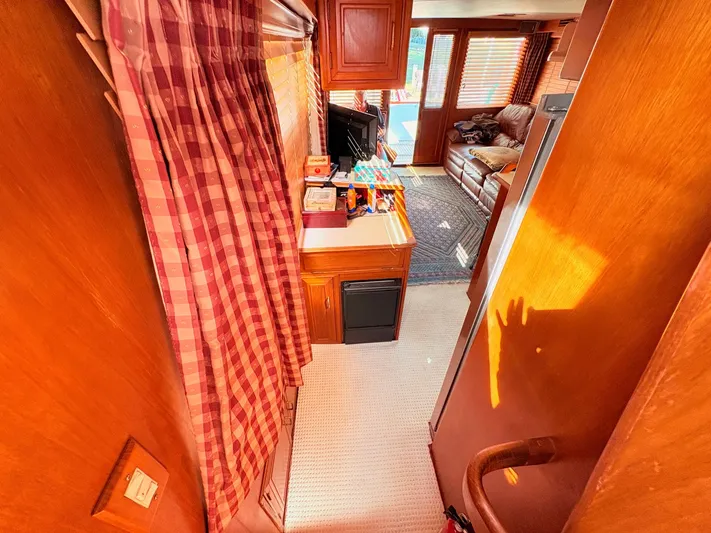 Freedom Yacht Photos Pics 