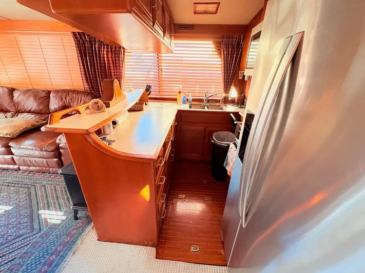 Freedom Yacht Photos Pics 