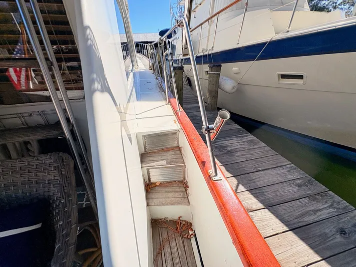 Freedom Yacht Photos Pics 