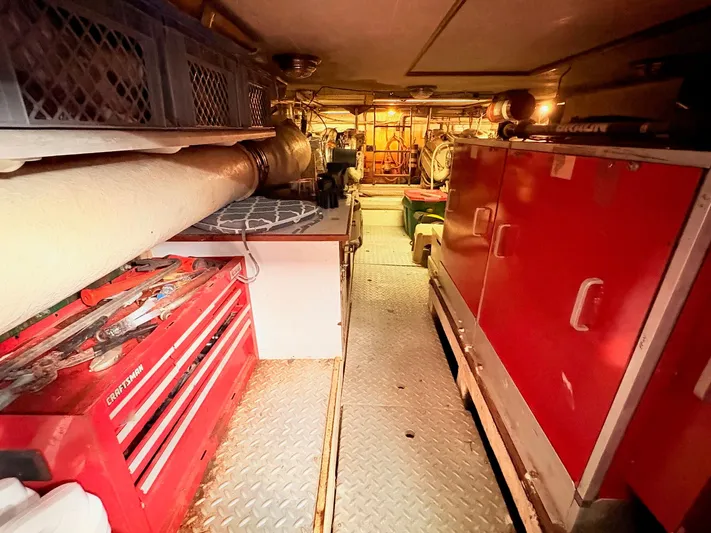 Freedom Yacht Photos Pics 