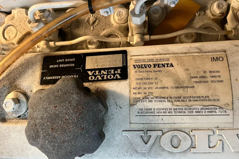 Two Can Do It Yacht Photos Pics 