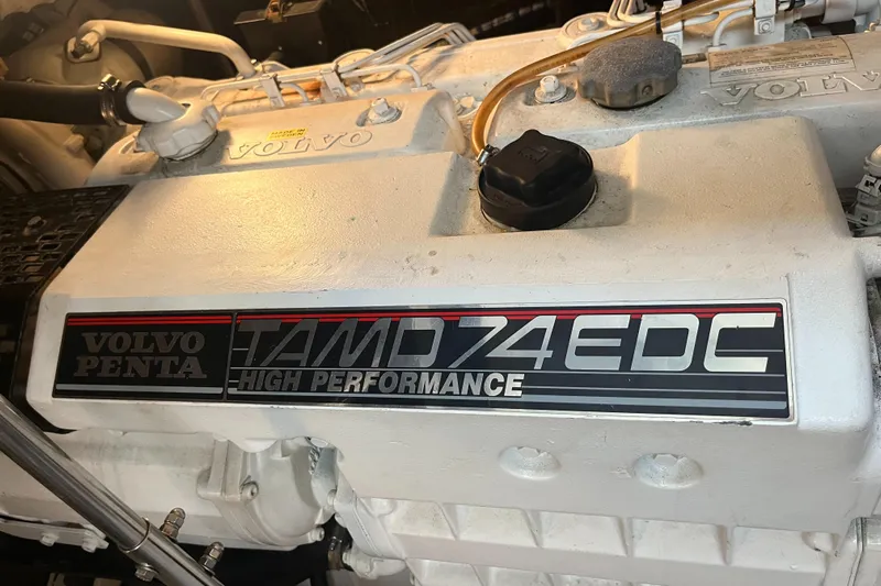 Two Can Do It Yacht Photos Pics 