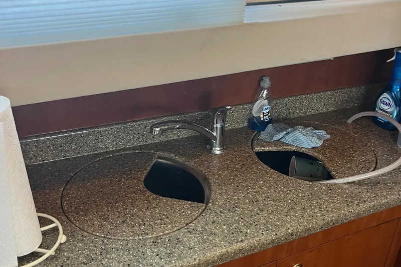 Two Can Do It Yacht Photos Pics 