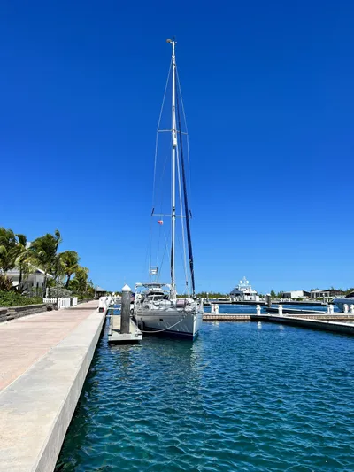 Sv Searching For The Edge Yacht Photos Pics 