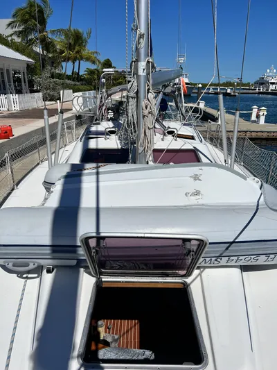 Sv Searching For The Edge Yacht Photos Pics 