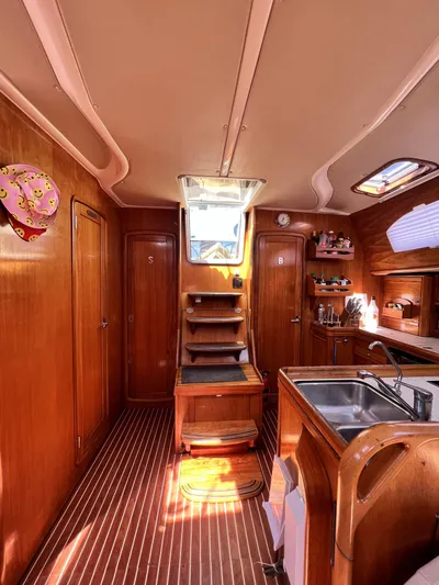 Sv Searching For The Edge Yacht Photos Pics 