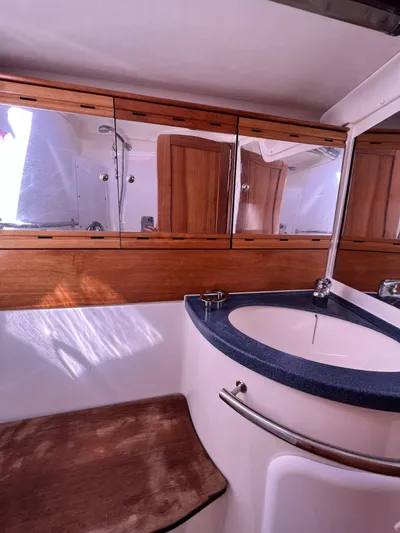 Sv Searching For The Edge Yacht Photos Pics 