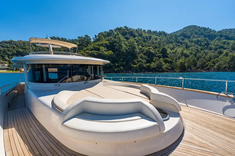 Jasmine 3 Yacht Photos Pics Luxurious 2011 Apreamare Maestro 65 yacht with spacious deck, scenic water and forest backdrop.