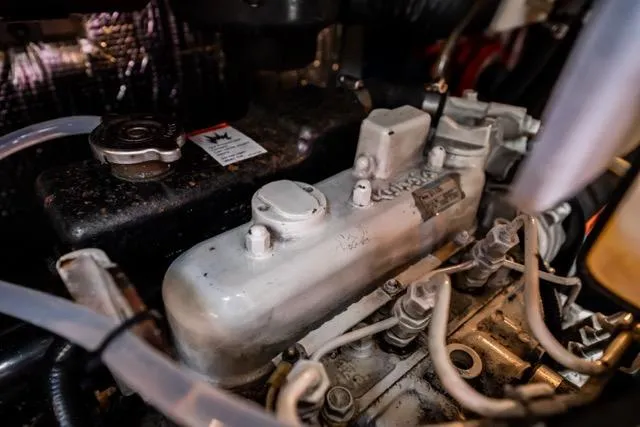 Lunasea Yacht Photos Pics Engine components of a 2005 Cruiser Yachts 405 EXPRESS, showcasing mechanical details.