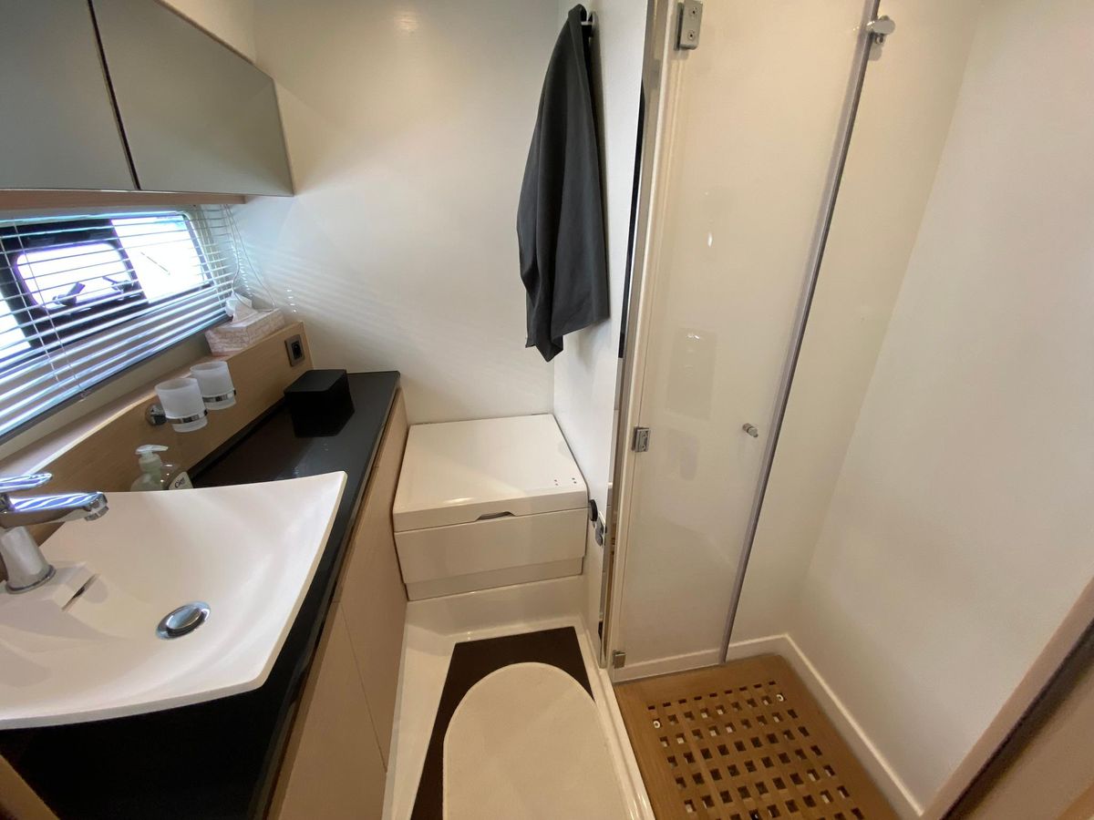 2016 Prestige 45 