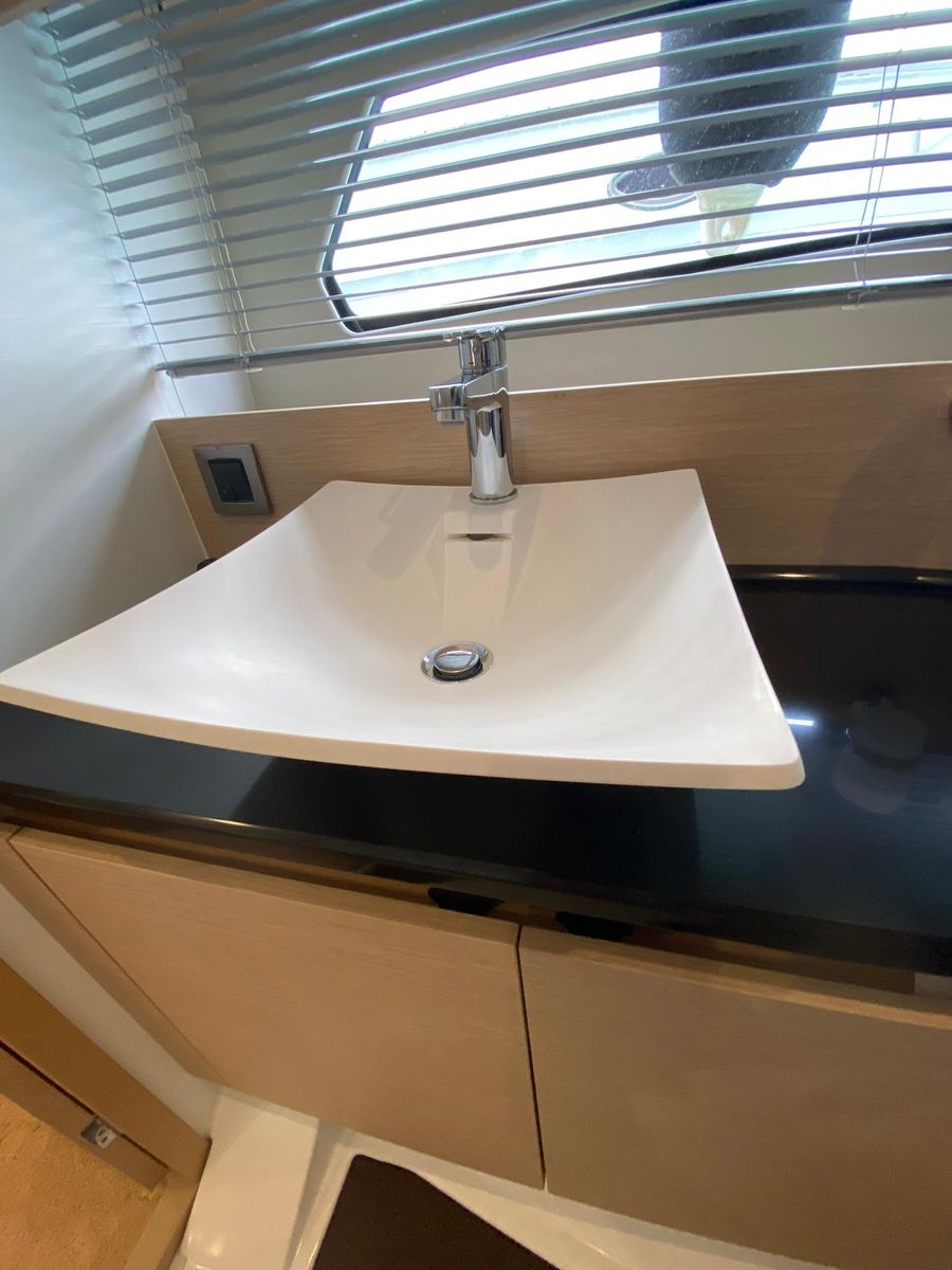 2016 Prestige 45 