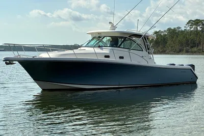 2011 Pursuit OS 375 Offshore