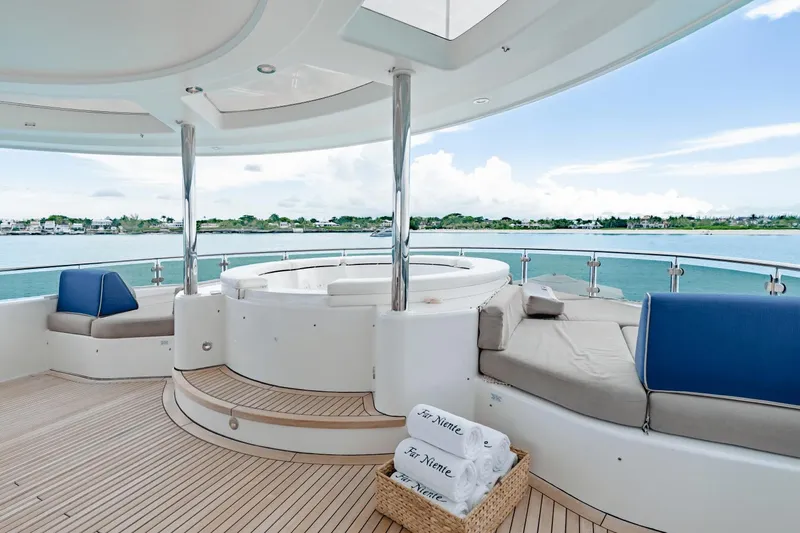 Far Niente Yacht Photos Pics 