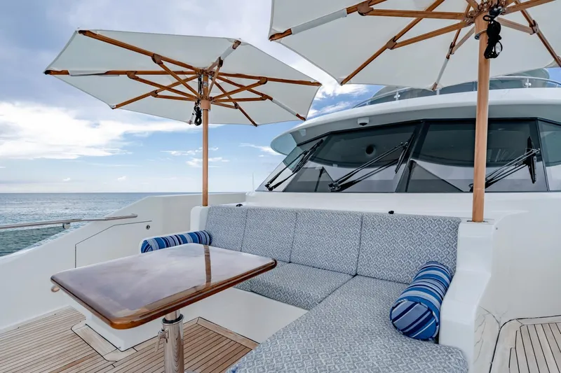 Far Niente Yacht Photos Pics 