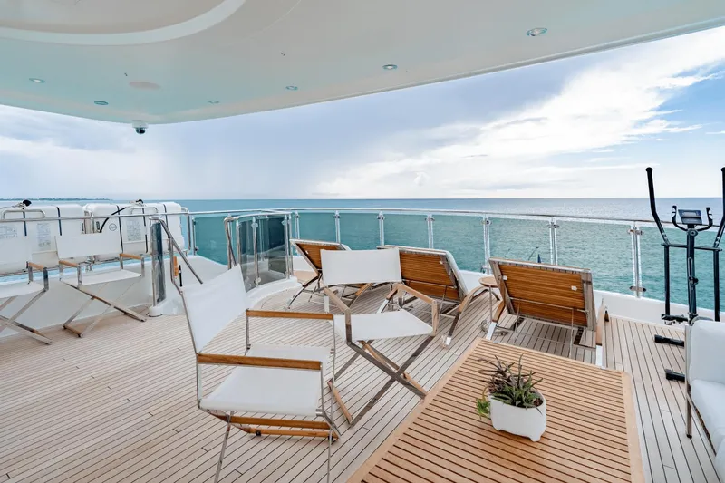 Far Niente Yacht Photos Pics 