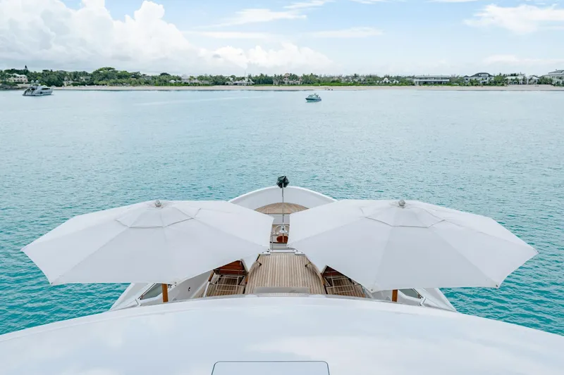 Far Niente Yacht Photos Pics 