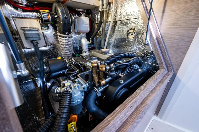 Gretel Yacht Photos Pics 