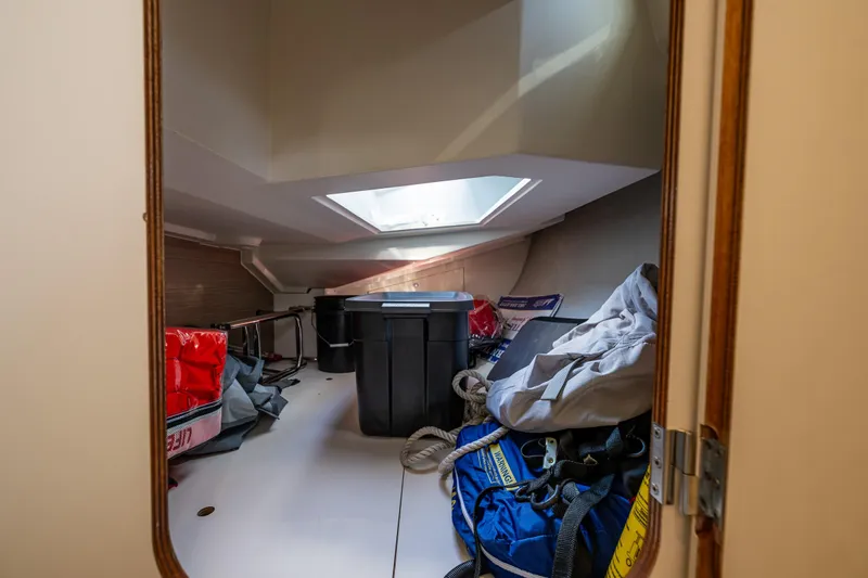 Gretel Yacht Photos Pics 