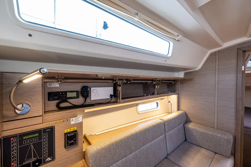 Gretel Yacht Photos Pics 