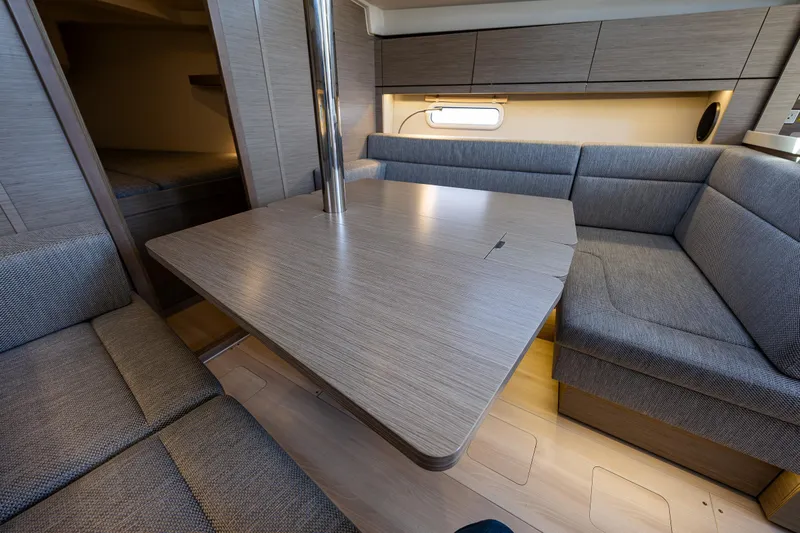 Gretel Yacht Photos Pics 