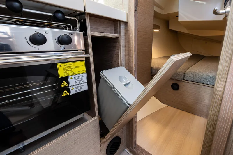 Gretel Yacht Photos Pics 