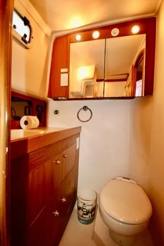 Kismet II Yacht Photos Pics 2001 Mainship 430 - Image 16